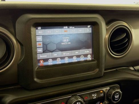 Used 2021 Jeep Wrangler Unlimited Sport image 14