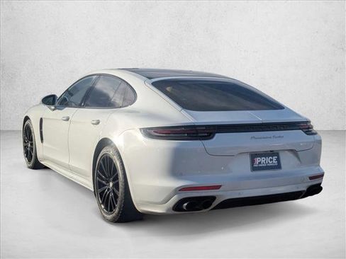 Used 2018 Porsche Panamera Turbo image 8