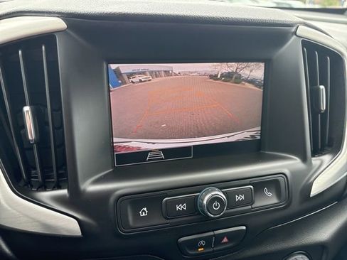 Certified 2024 GMC Terrain SLE FWD image 21