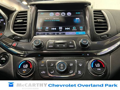Used 2017 Chevrolet Impala Premier w/ Enhanced Convenience Package FWD image 23
