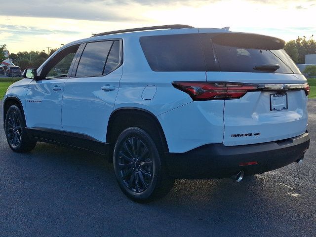 Used 2023 Chevrolet Traverse RS w/ LPO, Floor Liner Package AWD/4WD image 7