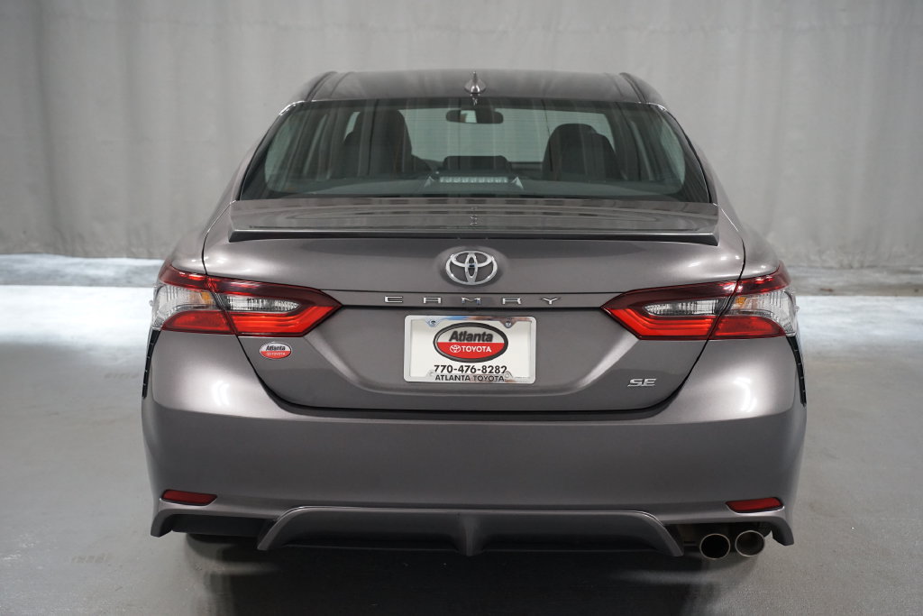Used 2024 Toyota Camry SE FWD image 7