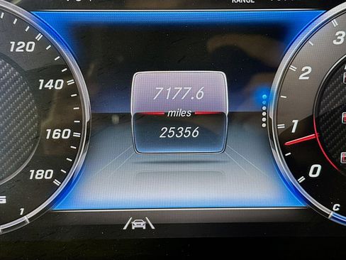 Used 2023 Mercedes-Benz G 63 AMG 4MATIC image 21