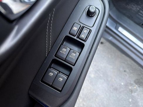 Used 2019 Subaru Outback 2.5i Limited image 10