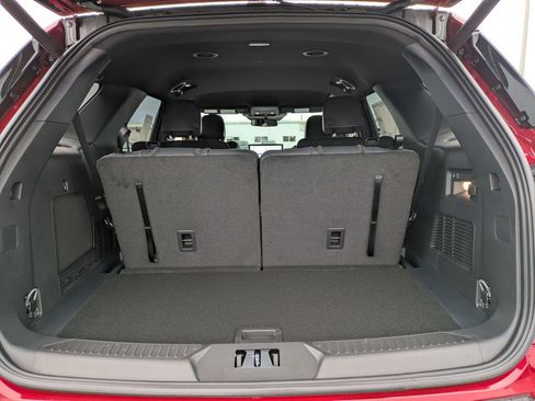 New 2026 Ford Explorer ST-Line w/ ST-Line Street Pack image 13