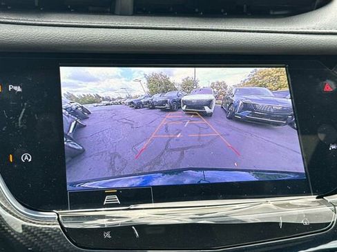 New 2025 Cadillac XT6 Sport image 21