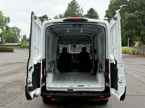 Used 2023 Ford Transit 150 Medium Roof AWD image 22