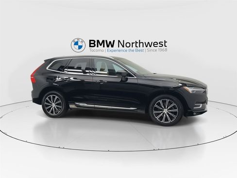Used 2021 Volvo XC60 T5 Inscription w/ Climate Package image 5