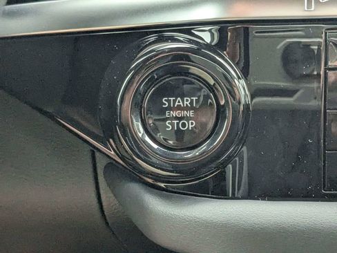 New 2026 Nissan Pathfinder Platinum image 33