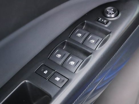 Used 2018 Chevrolet Colorado Z71 image 19