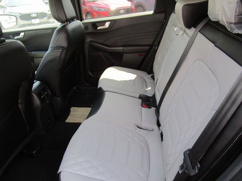 New 2024 Ford Escape SE w/ PHEV Premium Package image 16