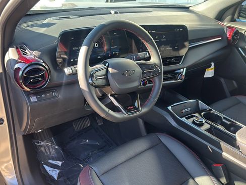 Used 2026 Chevrolet Equinox RS image 10