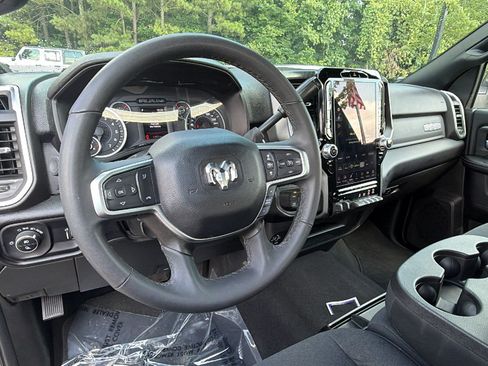 Used 2025 RAM 2500 Big Horn AWD/4WD image 25