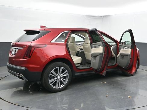 Used 2025 Cadillac XT5 Premium Luxury AWD/4WD image 61
