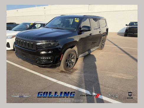Used 2025 Jeep Wagoneer L Series II AWD/4WD image 1