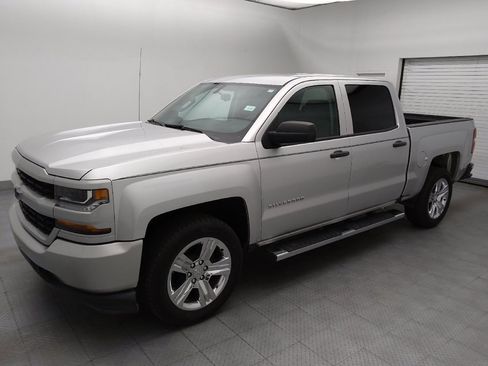 Used 2018 Chevrolet Silverado 1500 Custom w/ Trailering Package AWD/4WD image 2