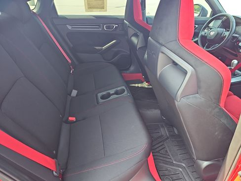 Used 2025 Honda Civic Type R image 11