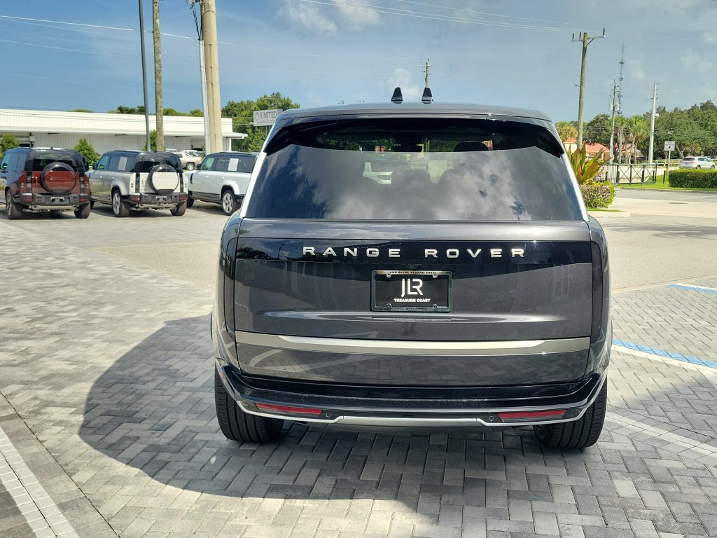 New 2026 Land Rover Range Rover SE AWD/4WD image 4
