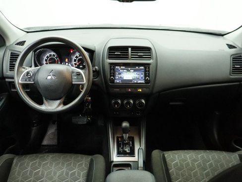 Used 2024 Mitsubishi Outlander Sport ES AWD/4WD image 23
