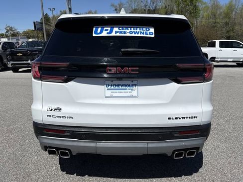 Used 2025 GMC Acadia Elevation image 4