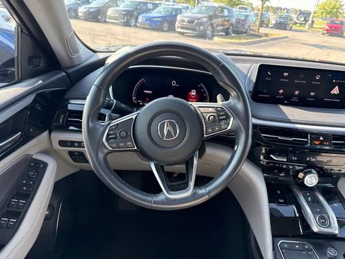 Used 2024 Acura MDX SH-AWD w/ Technology Package image 16