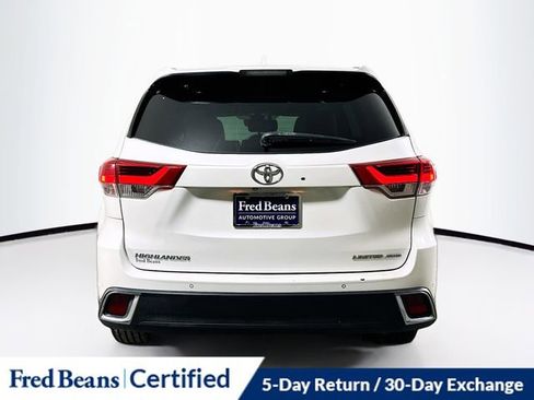 Used 2018 Toyota Highlander Limited Platinum image 7