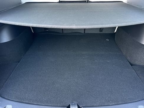 Used 2021 Tesla Model Y Long Range image 16