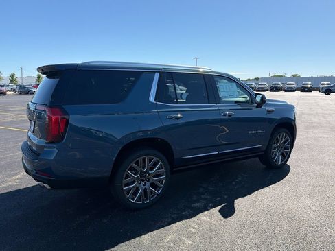 New 2026 GMC Yukon Denali Ultimate AWD/4WD image 13