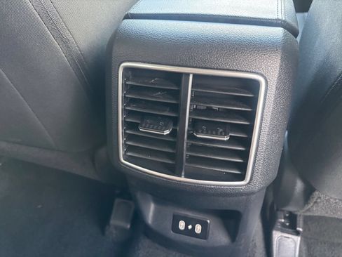 Used 2026 Kia Sportage LX FWD image 18