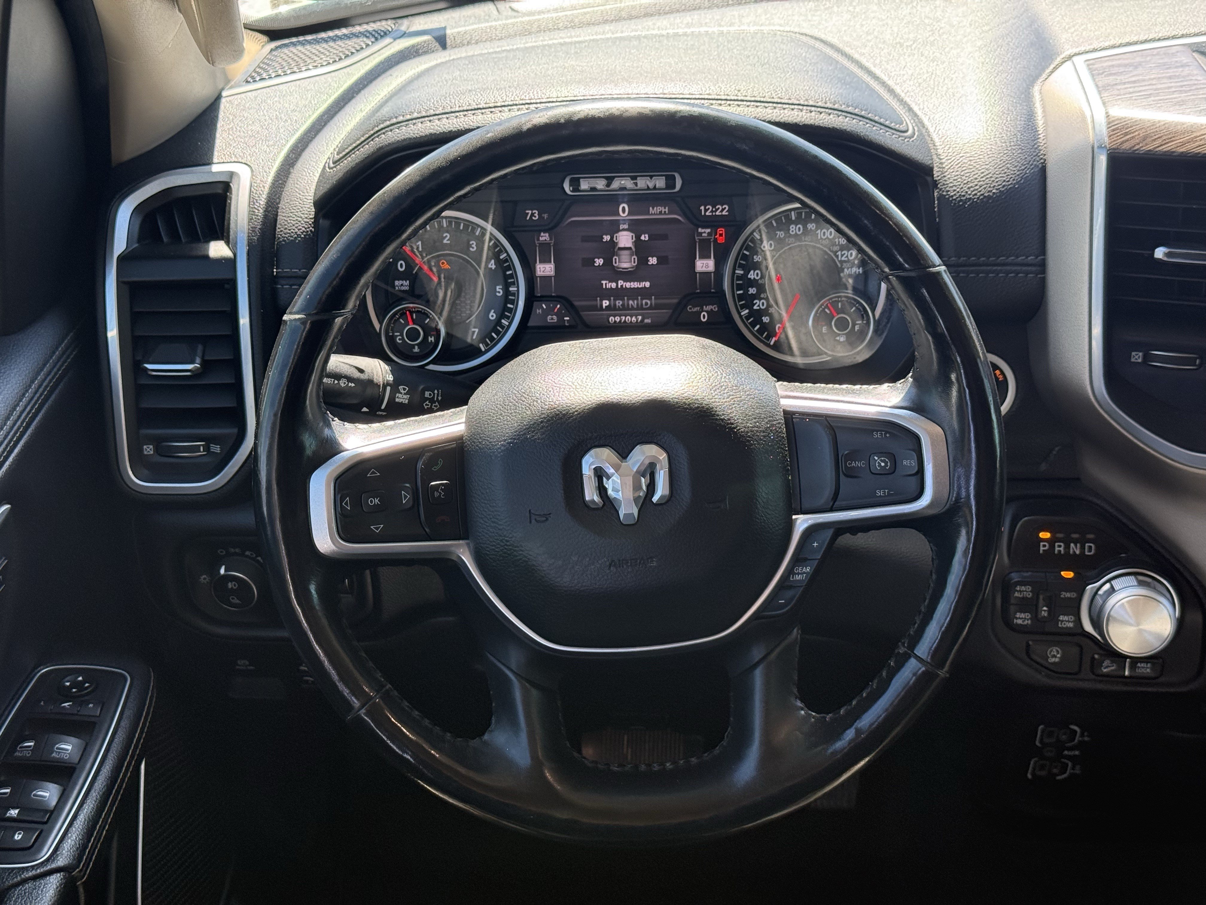 Used 2020 RAM 1500 Laramie w/ Off Road Group AWD/4WD image 15
