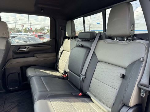 Certified 2023 Chevrolet Silverado 1500 ZR2 w/ Technology Package image 15