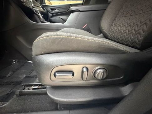 Used 2022 Chevrolet Equinox LT AWD/4WD image 27