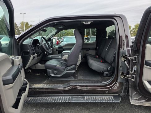 Used 2019 Ford F150 XL w/ Equipment Group 101A Mid image 7