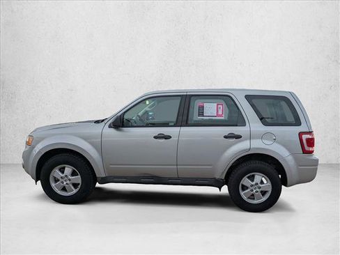Used 2009 Ford Escape XLS image 8