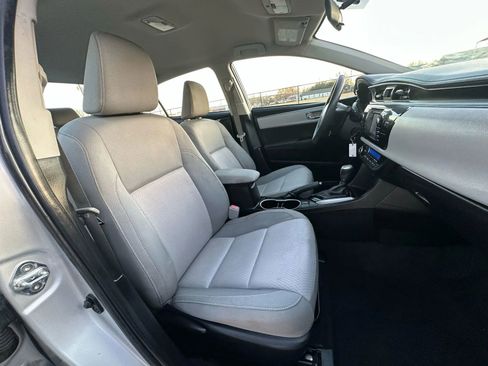 Used 2015 Toyota Corolla LE image 25