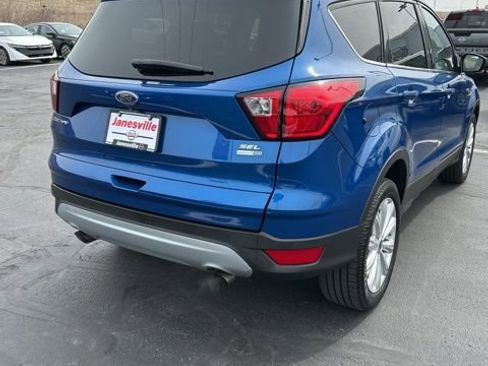 Used 2019 Ford Escape SEL image 6