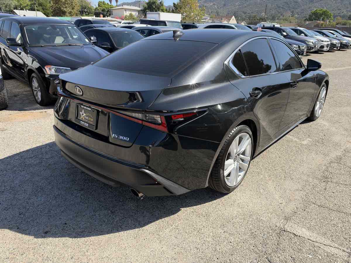 Used 2022 Lexus IS 300 w/ Accessory Package RWD image 5