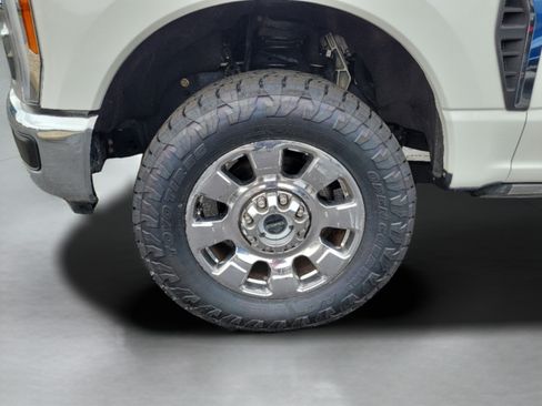 Used 2023 Ford F250 King Ranch w/ Chrome Package AWD/4WD image 31