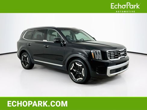 Used 2025 Kia Telluride S AWD/4WD image 1