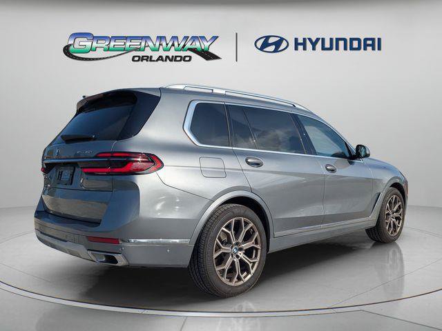 Used 2023 BMW X7 xDrive40i w/ Parking Assistance Package AWD/4WD image 8