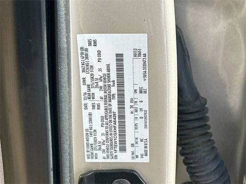 Used 2017 Ford F150 Lariat w/ Equipment Group 502A Luxury image 29