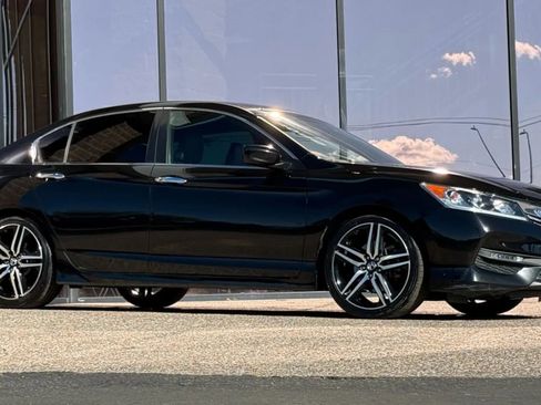 Used 2017 Honda Accord Sport Special Edition image 16