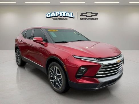 Used 2024 Chevrolet Blazer Premier w/ Driver Confidence II Package image 7