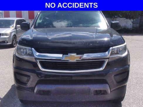 Used 2020 Chevrolet Colorado W/T w/ WT Convenience Package AWD/4WD image 2