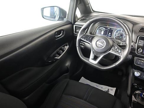 Used 2024 Nissan Leaf SV Plus image 17