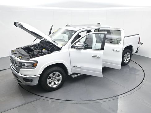 Used 2022 RAM 1500 Laramie AWD/4WD image 38