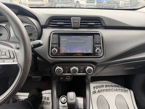 Used 2021 Nissan Versa S FWD image 12