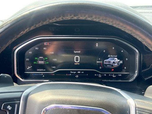 Used 2025 GMC Sierra 1500 SLT w/ SLT Convenience Package AWD/4WD image 10