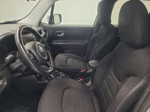 Used 2017 Jeep Renegade Altitude image 17