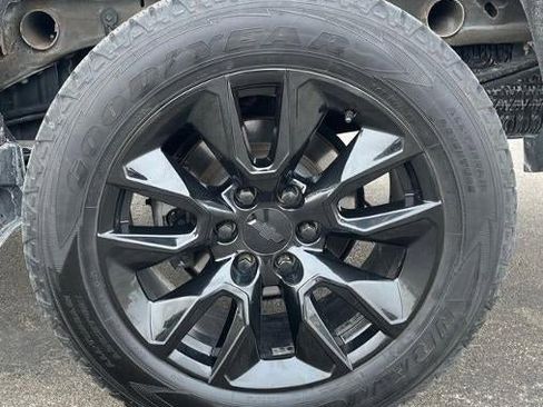 Used 2019 Chevrolet Silverado 1500 LT w/ All Star Edition image 12